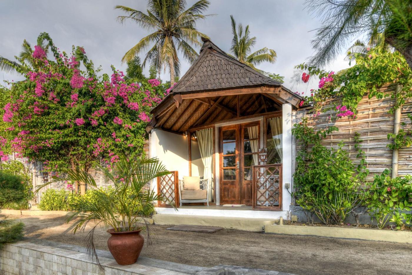 Les Villas Ottalia Yoga & Diving, Gili Meno Zewnętrze zdjęcie